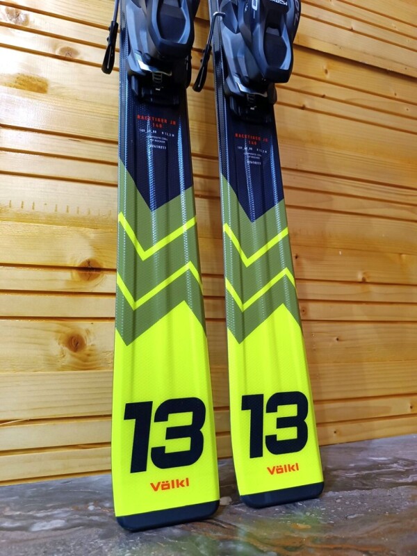 LYŽE VOLKL RACETIGER JR YELLOW 140CM --MODEL 2025--